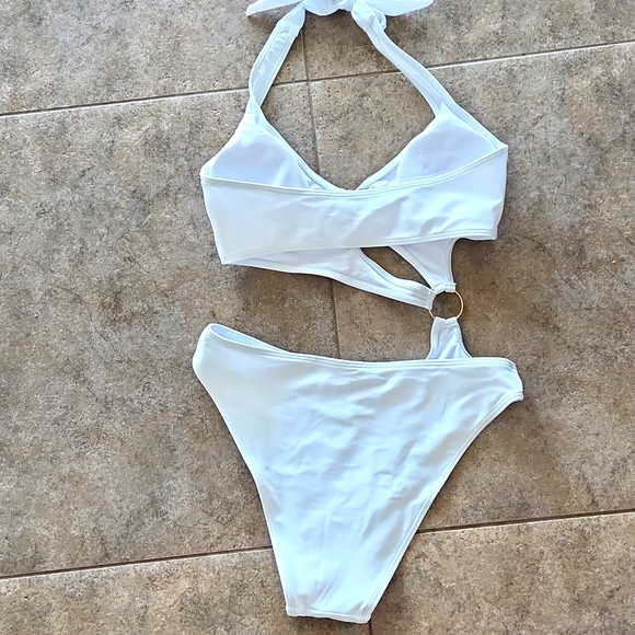 NWOT..One Piece bathing suit - Picture 3 of 7